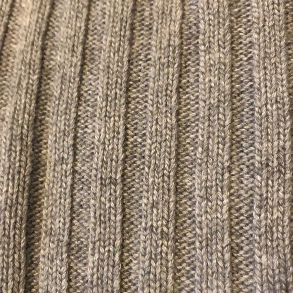 Lot78 light grey turtleneck sweater - Picture 3 of 3